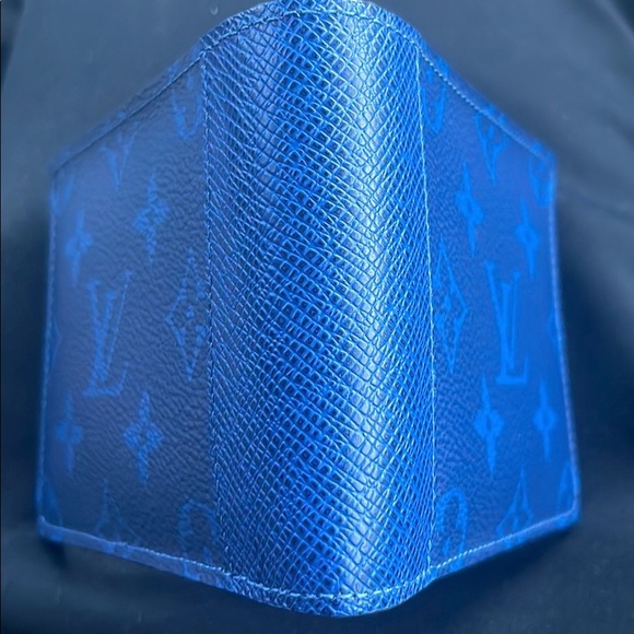 New Blue Louis Vuitton Men’s Wallet - Picture 3 of 6